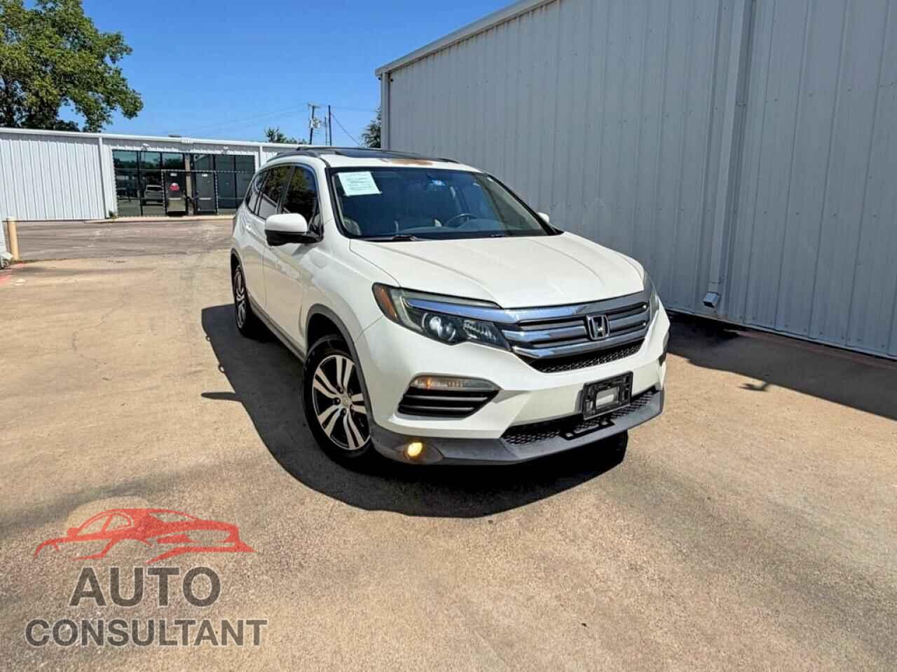HONDA PILOT 2016 - 5FNYF5H57GB007571
