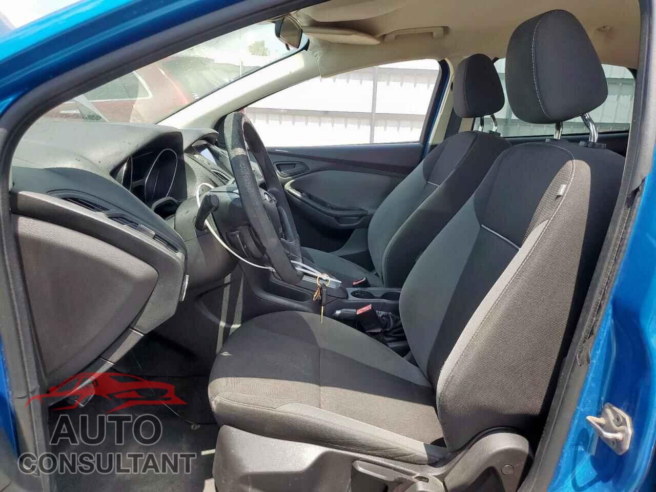 FORD FOCUS 2012 - 1FAHP3K22CL179231