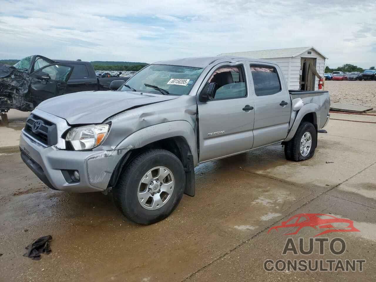 TOYOTA TACOMA 2015 - 5TFJU4GN5FX066139