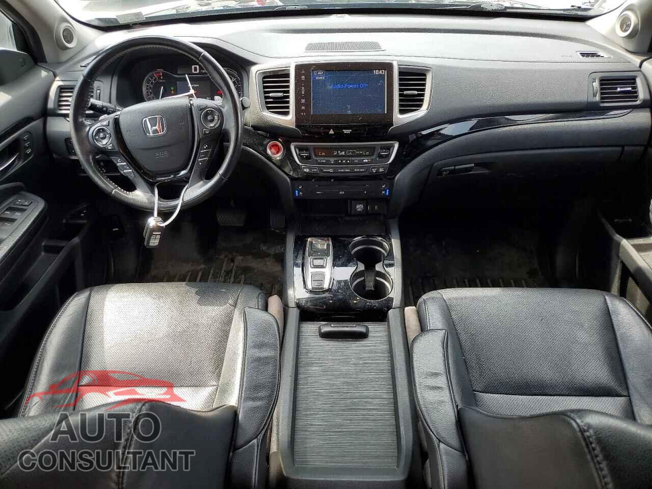 HONDA PILOT 2017 - 5FNYF6H00HB043372