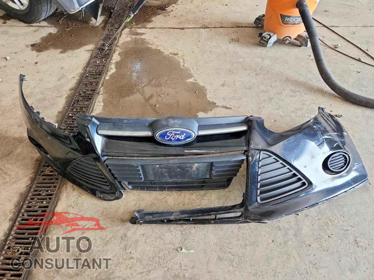 FORD FOCUS 2012 - 1FAHP3F22CL104474