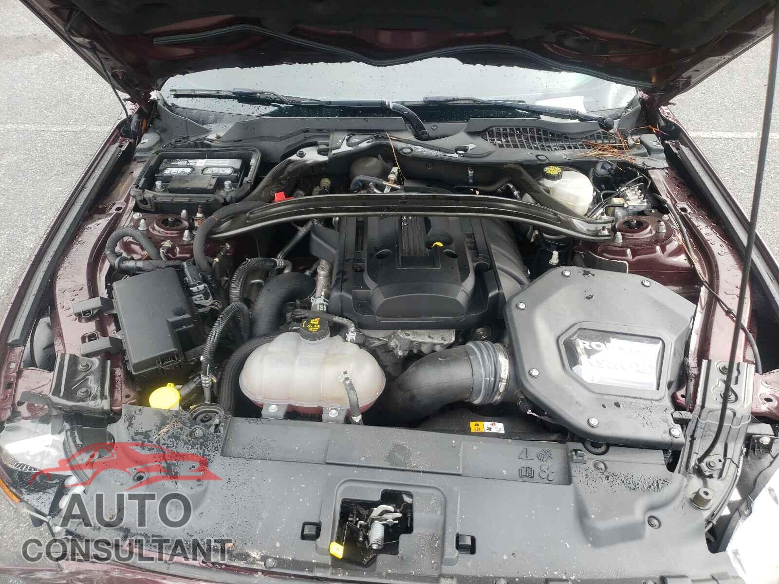 FORD MUSTANG 2018 - 1FA6P8TH8J5116868
