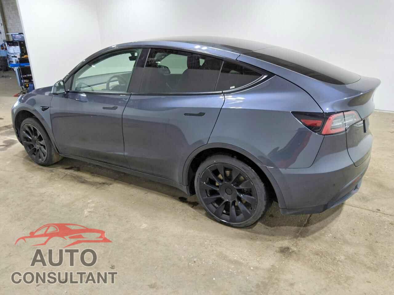 TESLA MODEL Y 2022 - 7SAYGDEE8NF480522