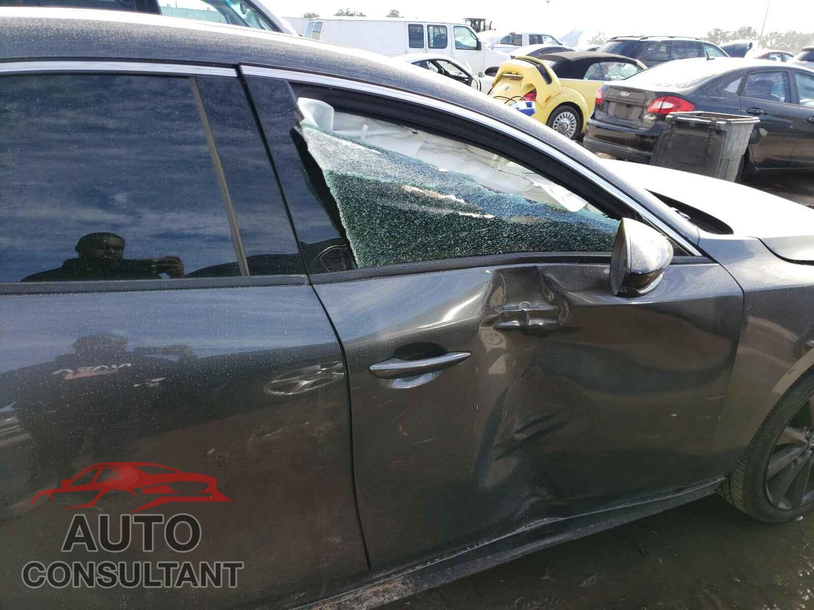 MAZDA 3 2021 - JM1BPBAY4M1316277