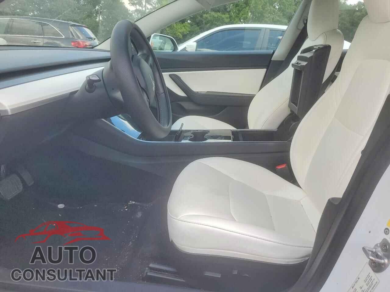 TESLA MODEL 3 2020 - 5YJ3E1EA9LF615609