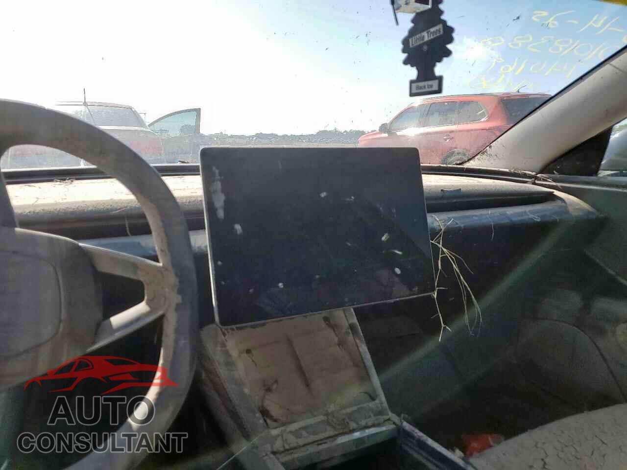 TESLA MODEL 3 2024 - 5YJ3E1EA6RF740169