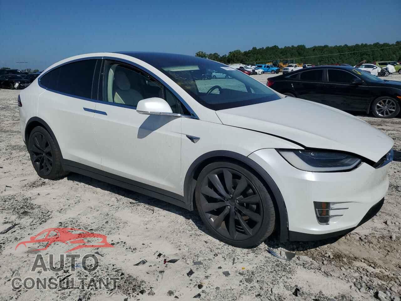 TESLA MODEL X 2017 - 5YJXCAE25HF076669