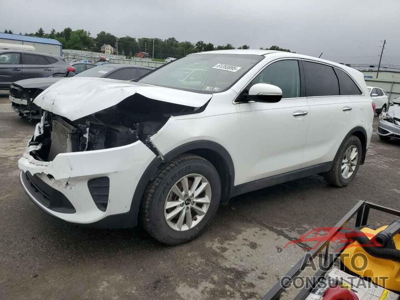 KIA SORENTO 2019 - 5XYPG4A33KG560196