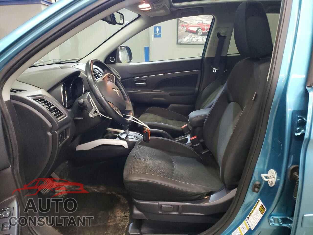 MITSUBISHI OUTLANDER 2014 - 4A4AR4AU2EE019638