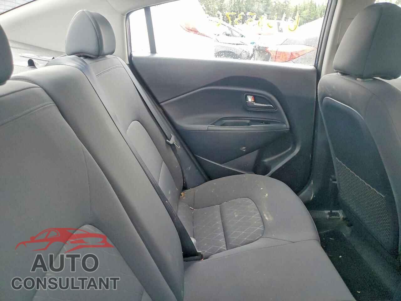 KIA RIO 2017 - KNADN4A38H6028508