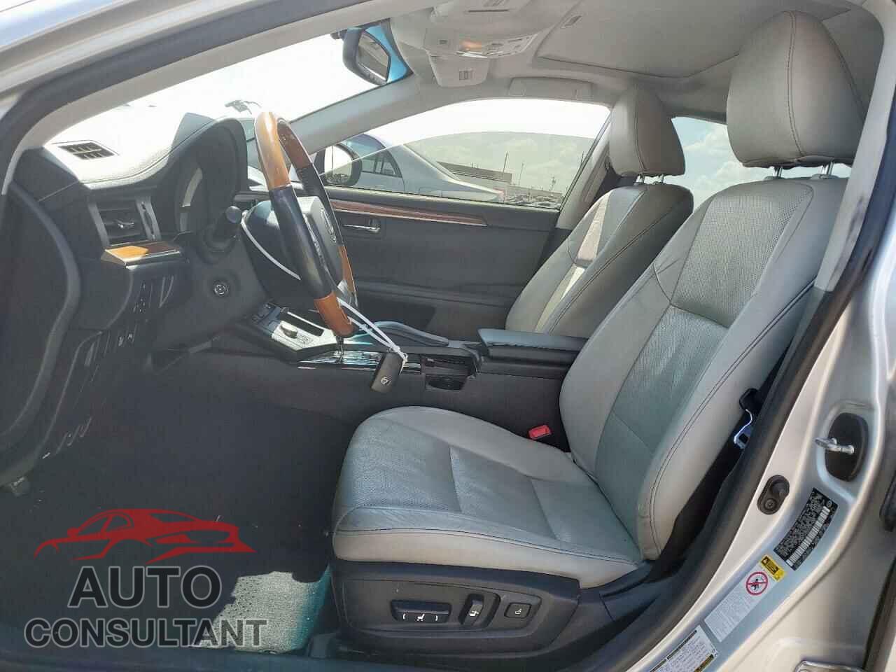 LEXUS ES300 2013 - JTHBW1GG6D2037630