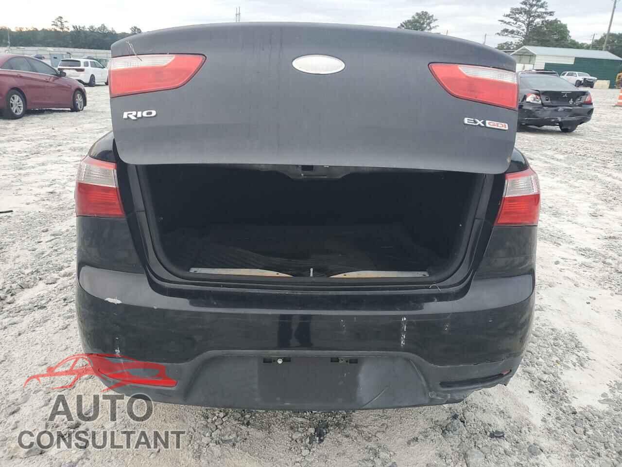 KIA RIO 2014 - KNADN4A30E6384141