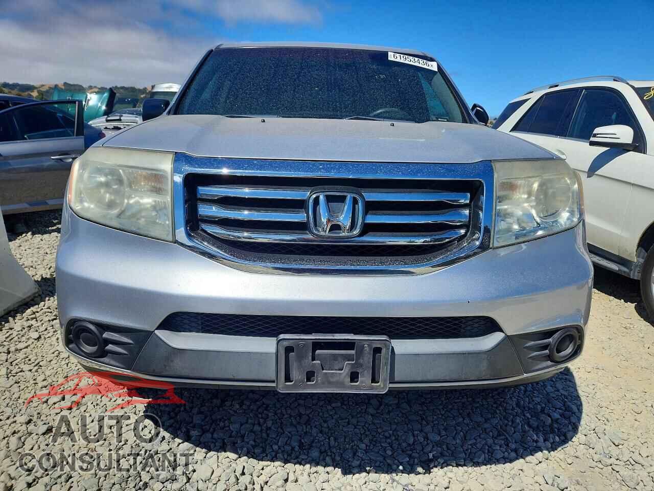 HONDA PILOT 2012 - 5FNYF3H26CB032529