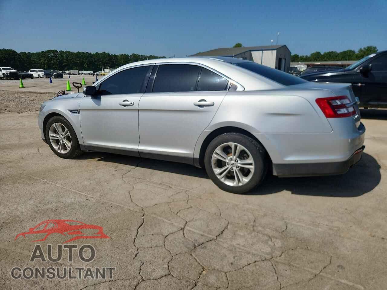 FORD TAURUS 2016 - 1FAHP2E88GG134075