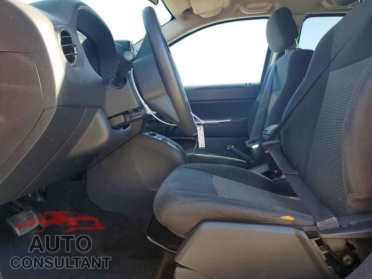 JEEP COMPASS 2014 - 1C4NJCBAXED832360