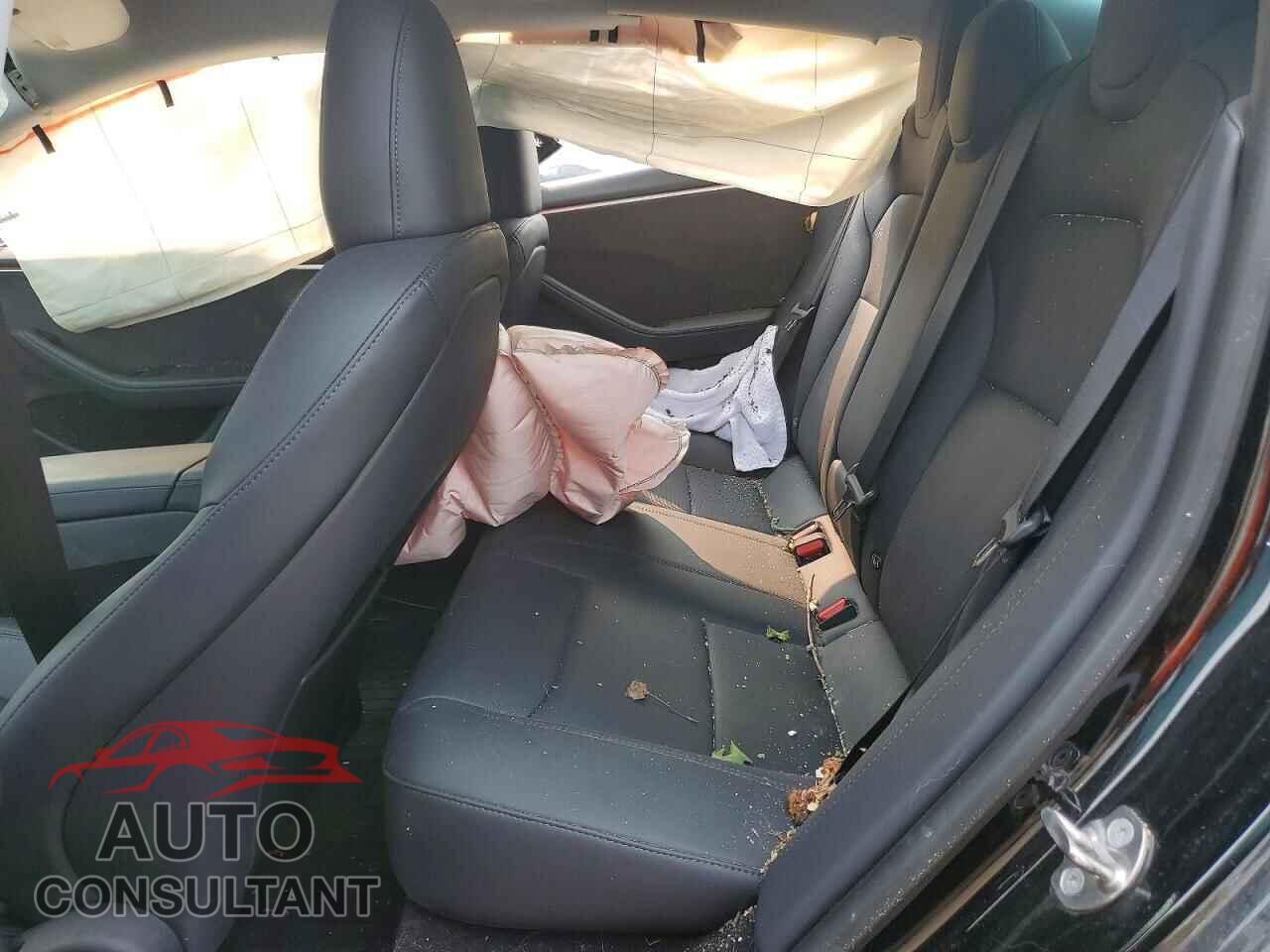 TESLA MODEL 3 2024 - 5YJ3E1EB3RF736394