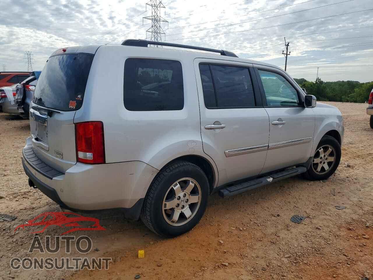 HONDA PILOT 2009 - 5FNYF48989B010026