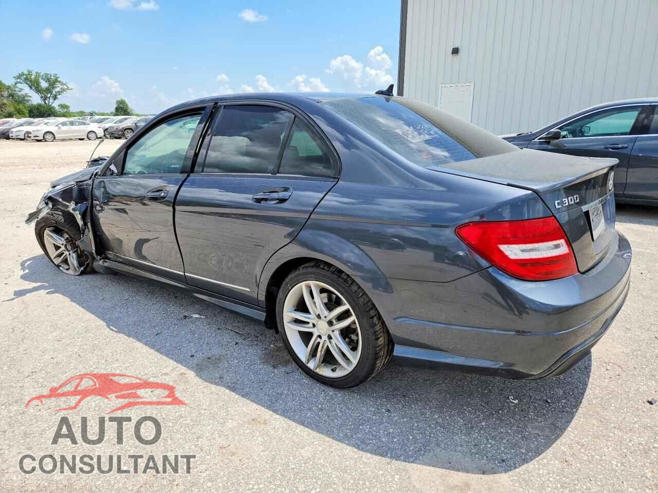 MERCEDES-BENZ C-CLASS 2014 - WDDGF8AB8ER322356