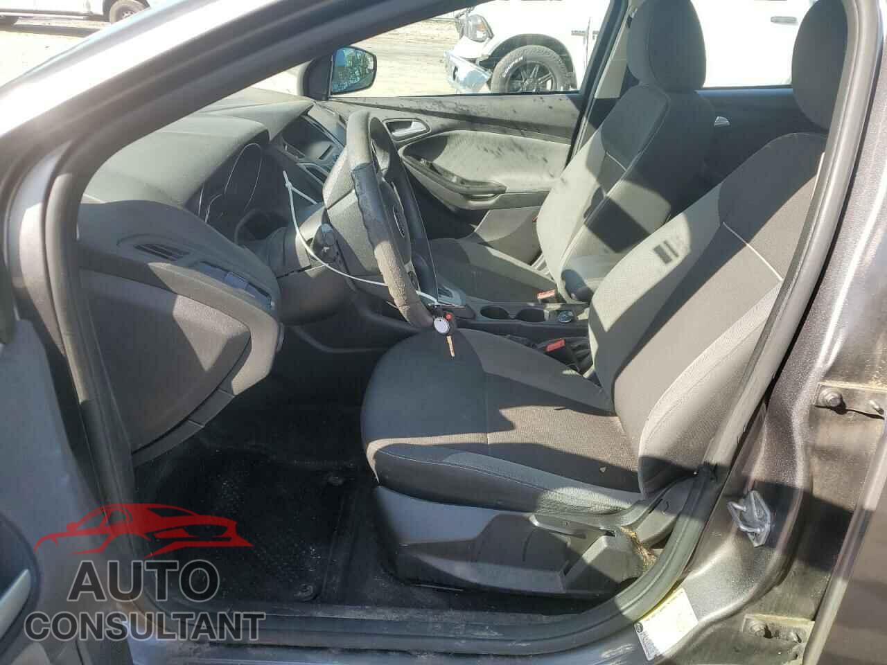 FORD FOCUS 2014 - 1FADP3F21EL126354