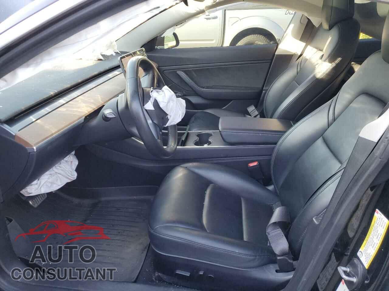 TESLA MODEL 3 2018 - 5YJ3E1EA0JF043309