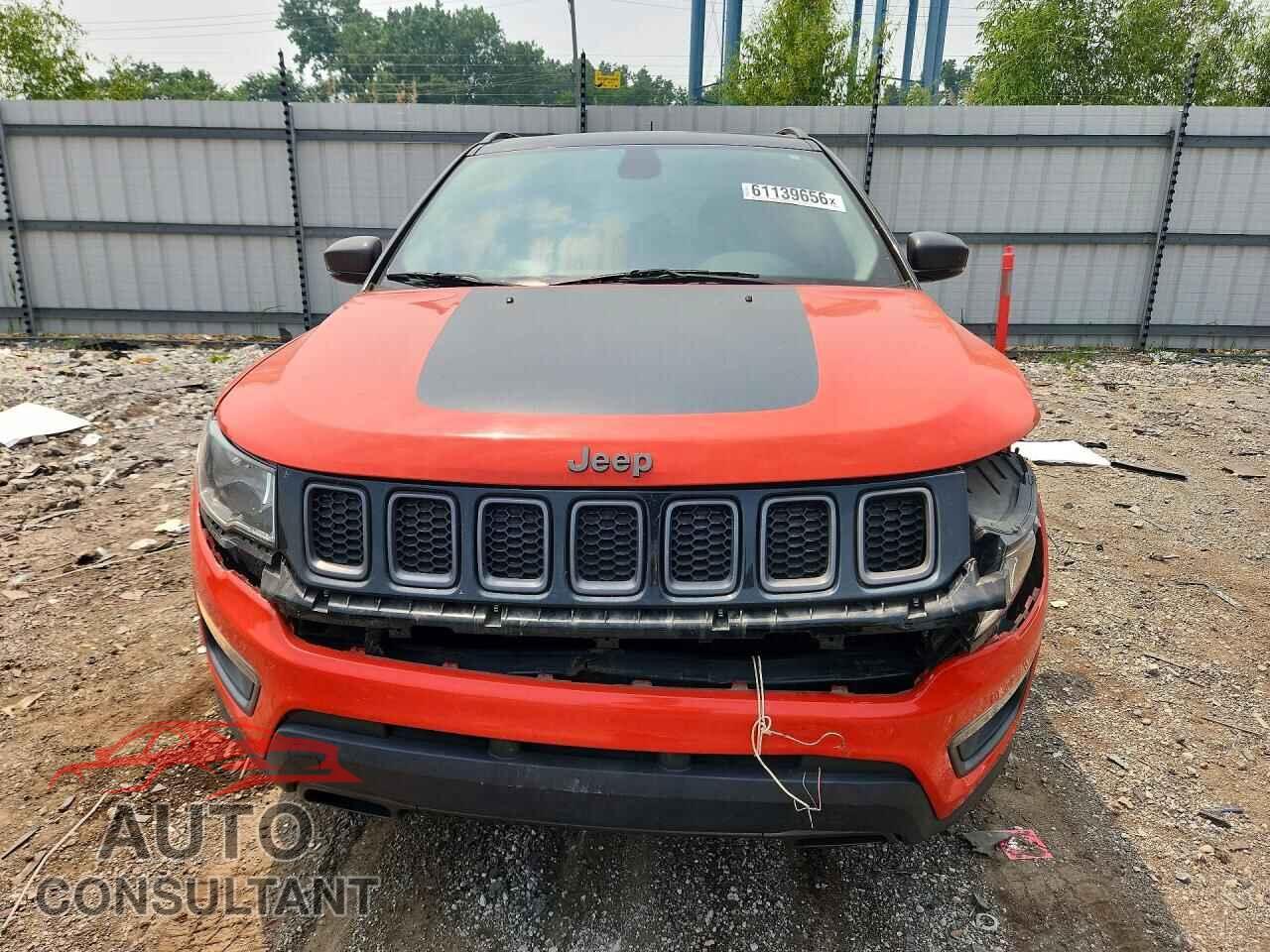 JEEP COMPASS 2017 - 3C4NJDDB2HT667060
