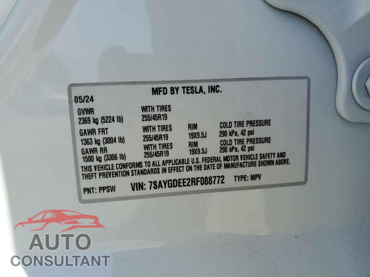 TESLA MODEL Y 2024 - 7SAYGDEE2RF088772