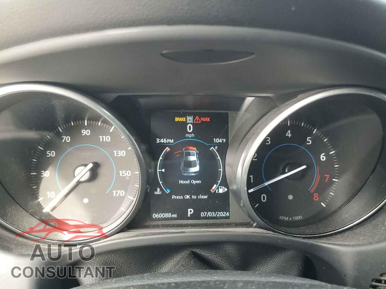 JAGUAR XE 2017 - SAJAL4BV5HA966007