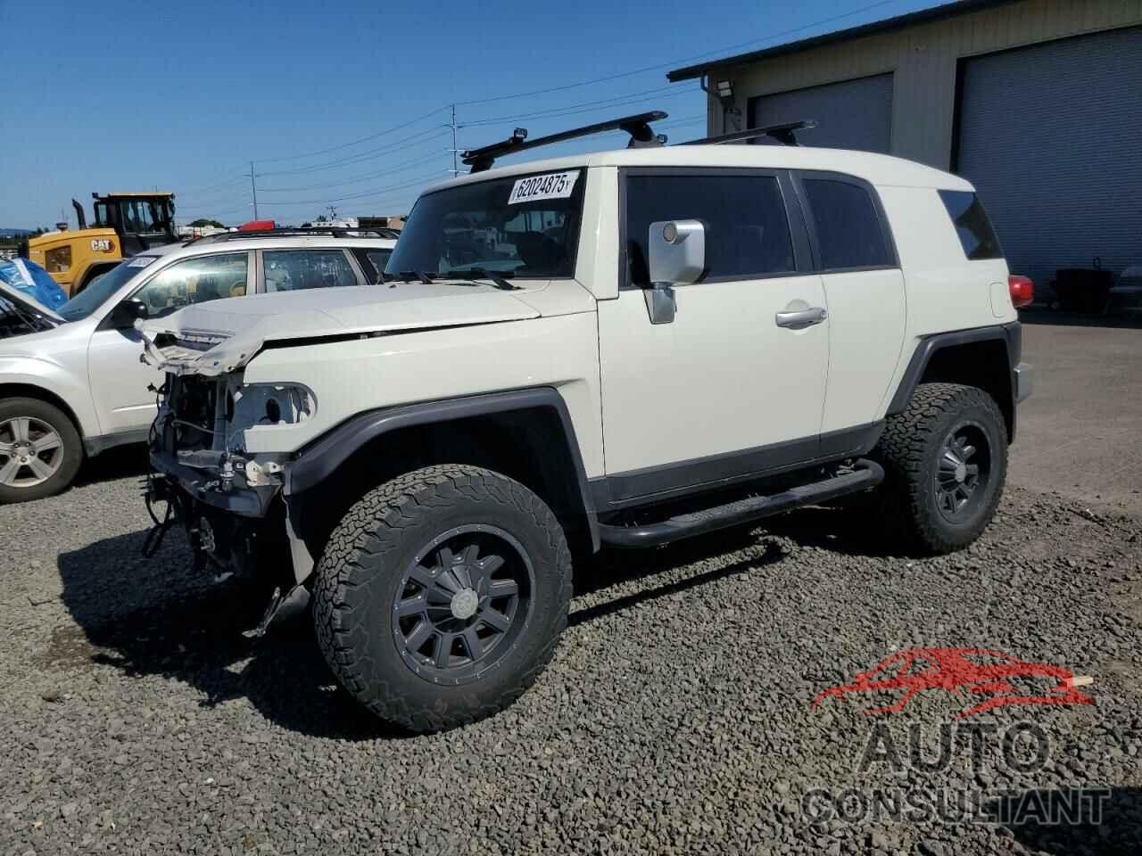 TOYOTA FJ CRUISER 2013 - JTEBU4BF0DK172220