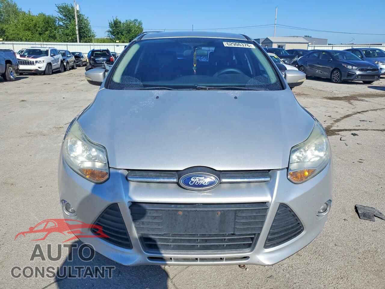 FORD FOCUS 2014 - 1FADP3K21EL142558