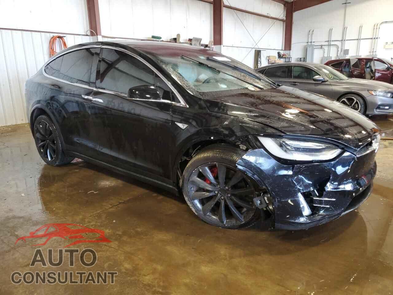 TESLA MODEL X 2016 - 5YJXCBE42GF017553