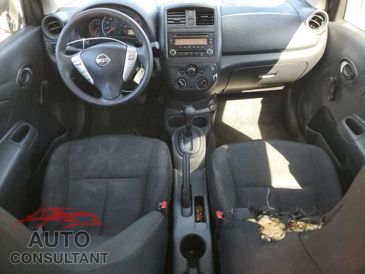 NISSAN VERSA 2017 - 3N1CN7AP3HL804829