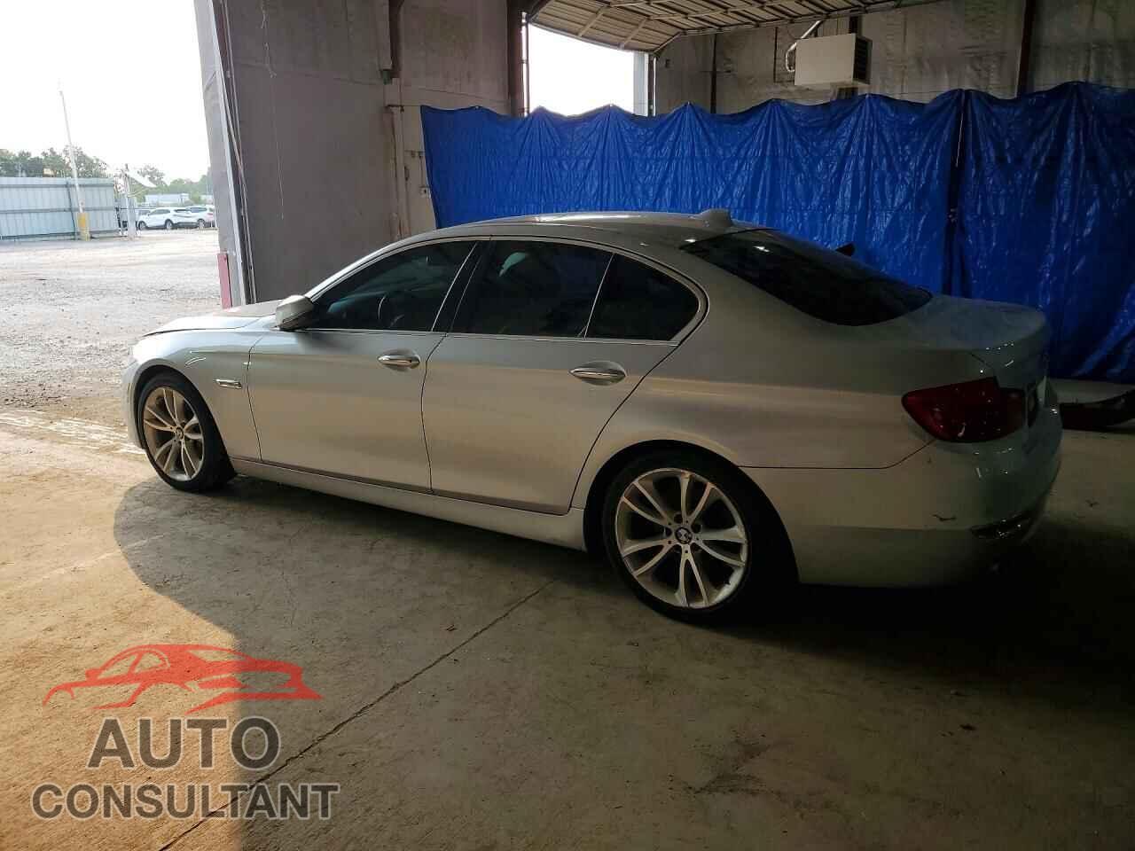 BMW 5 SERIES 2015 - WBA5B3C55FD546199