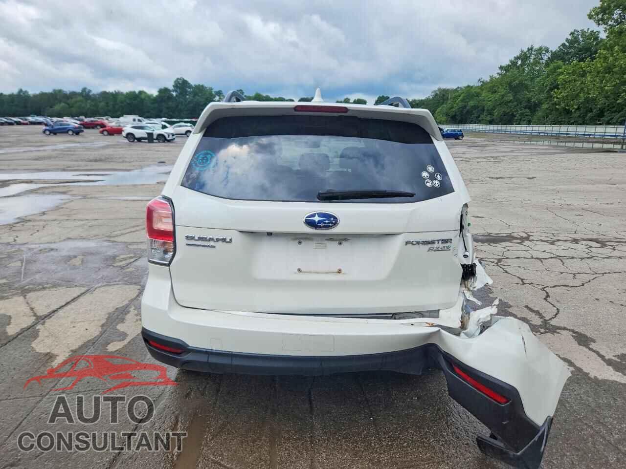 SUBARU FORESTER 2017 - JF2SJAEC8HH402409