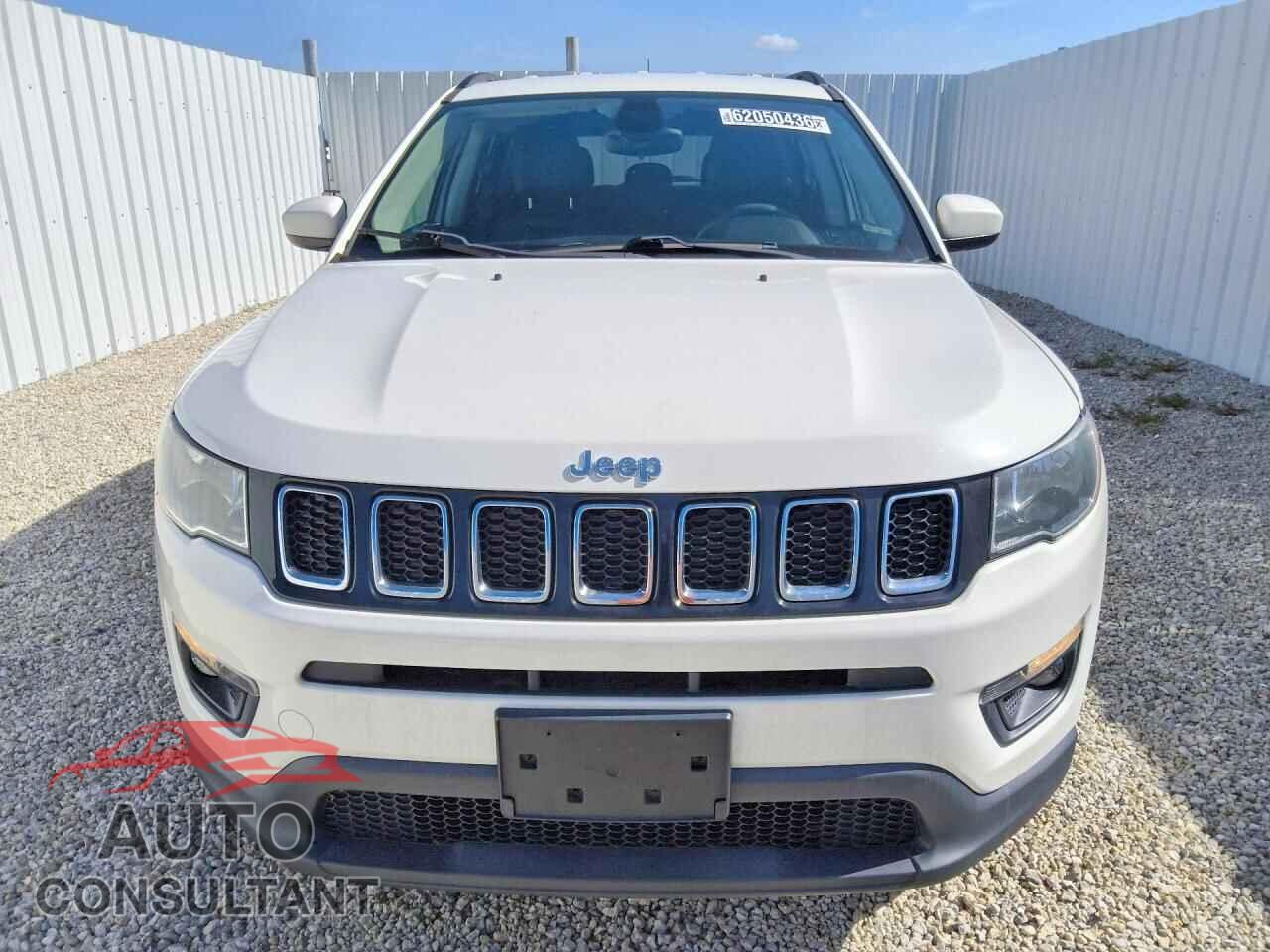 JEEP COMPASS 2018 - 3C4NJDBB5JT138839