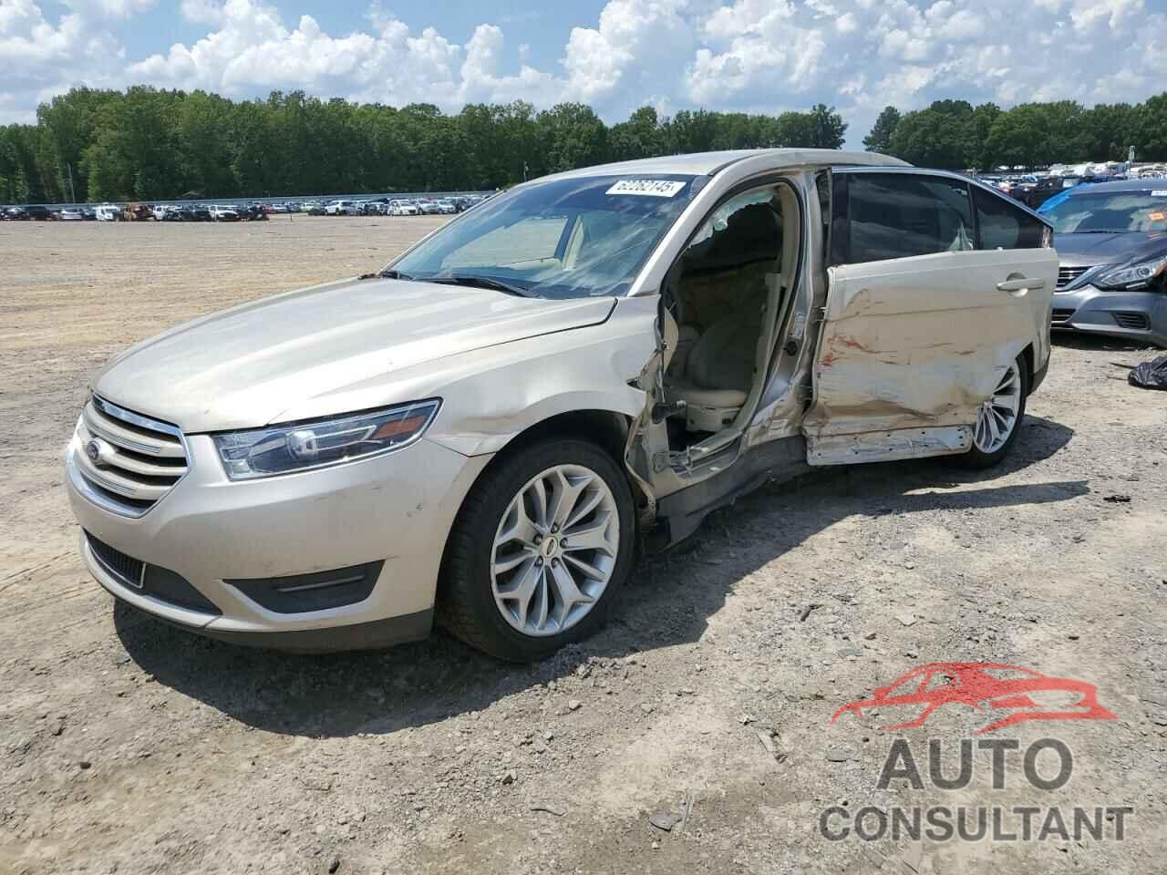 FORD TAURUS 2017 - 1FAHP2F84HG128211