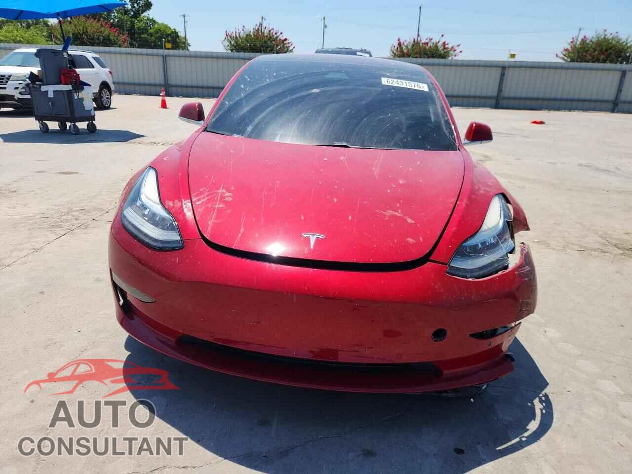 TESLA MODEL 3 2018 - 5YJ3E1EA5JF015439