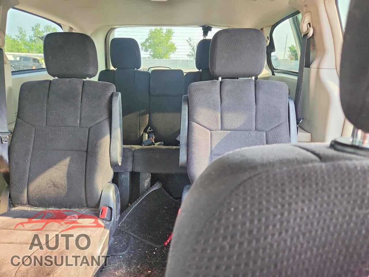 DODGE CARAVAN 2011 - 2D4RN5DG6BR700050