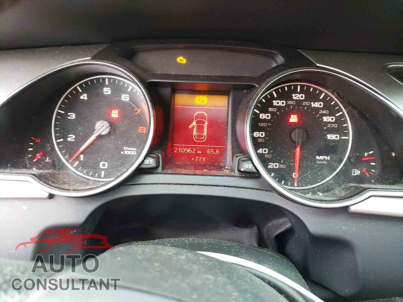 AUDI A5 2012 - WAUGFAFR7CA013753
