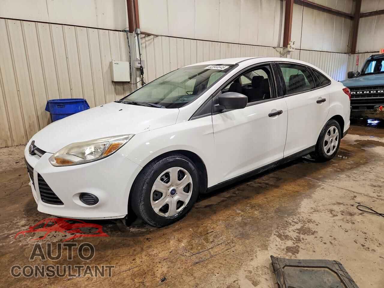 FORD FOCUS 2013 - 1FADP3E23DL161400