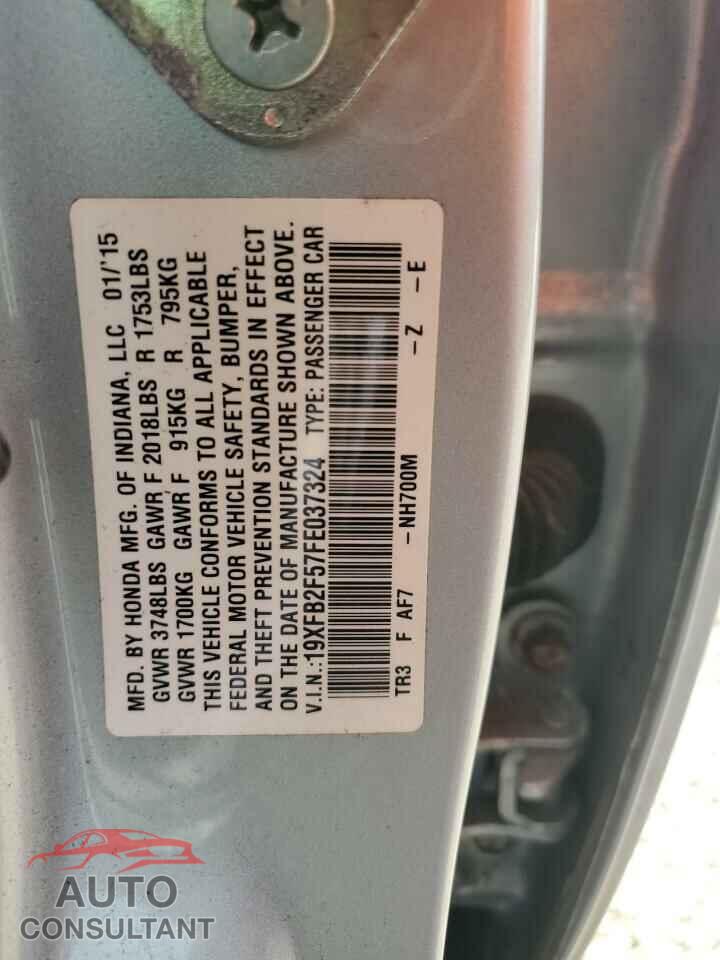 HONDA CIVIC 2015 - 19XFB2F57FE037324