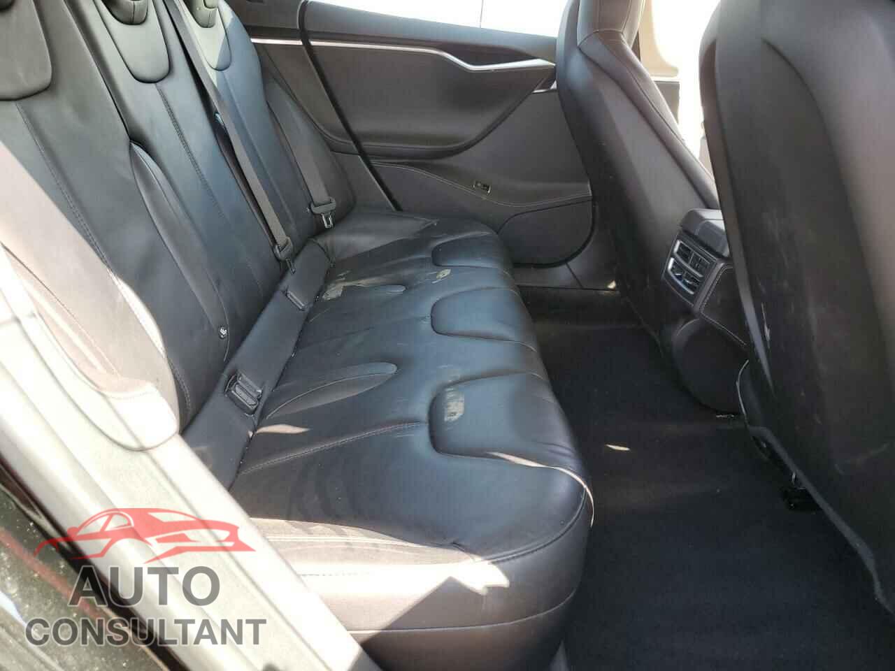 TESLA MODEL S 2014 - 5YJSA1S19EFP56100