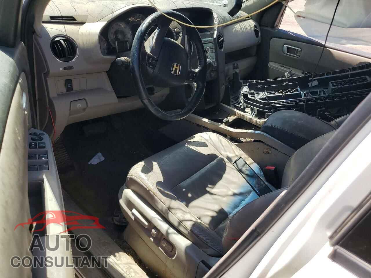 HONDA PILOT 2011 - 5FNYF3H52BB014943