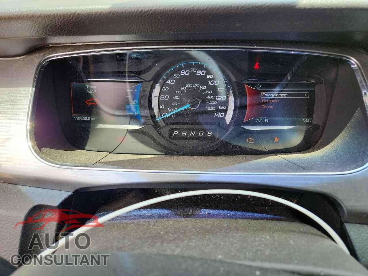 FORD TAURUS 2018 - 1FAHP2E83JG128207