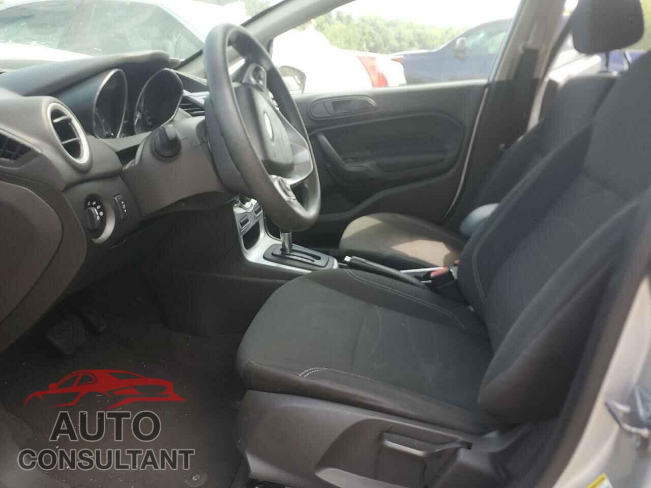 FORD FIESTA 2019 - 3FADP4EJ4KM113574