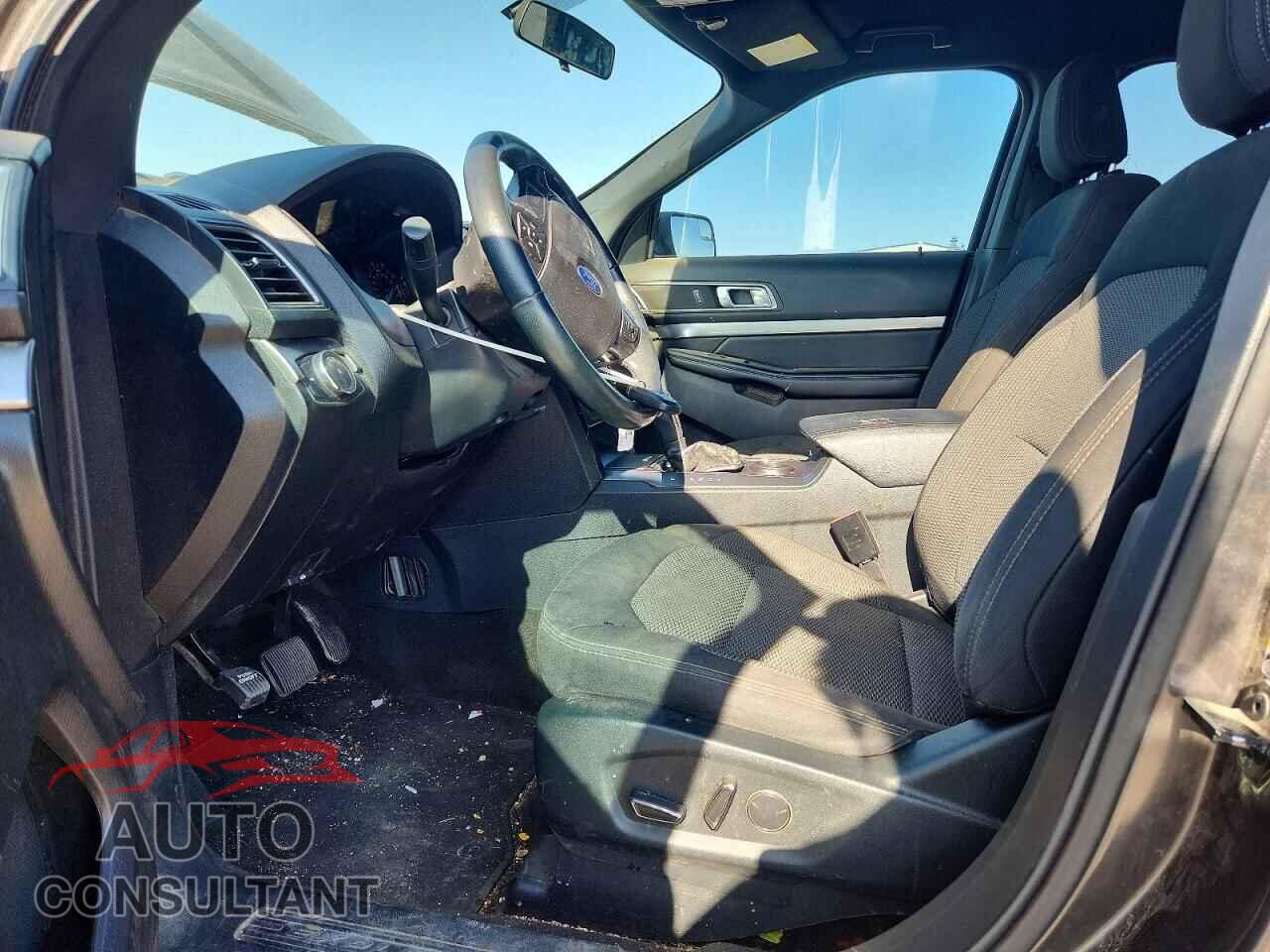 FORD EXPLORER 2018 - 1FM5K7DHXJGB30221