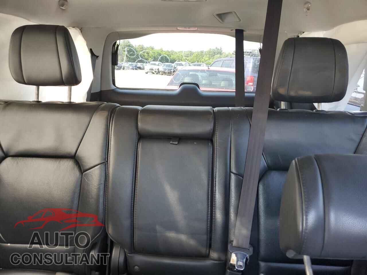 HONDA PILOT 2014 - 5FNYF4H73EB055898