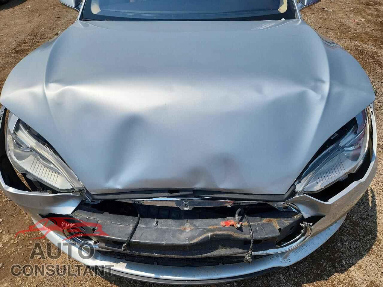 TESLA MODEL S 2013 - 5YJSA1CN6DFP22471