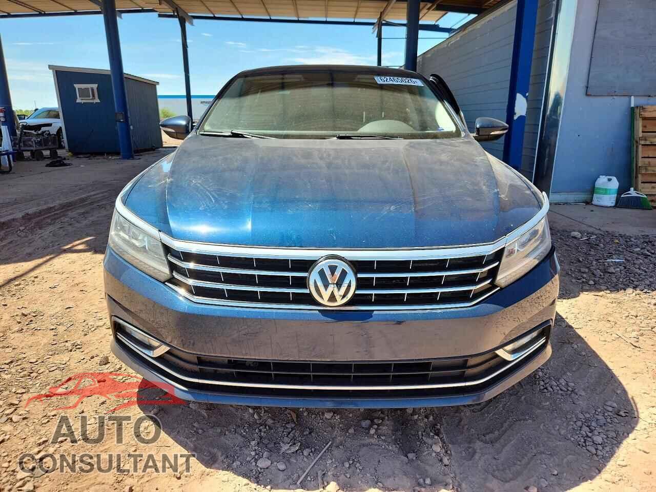 VOLKSWAGEN PASSAT 4D 2018 - 1VWBA7A3XJC020082