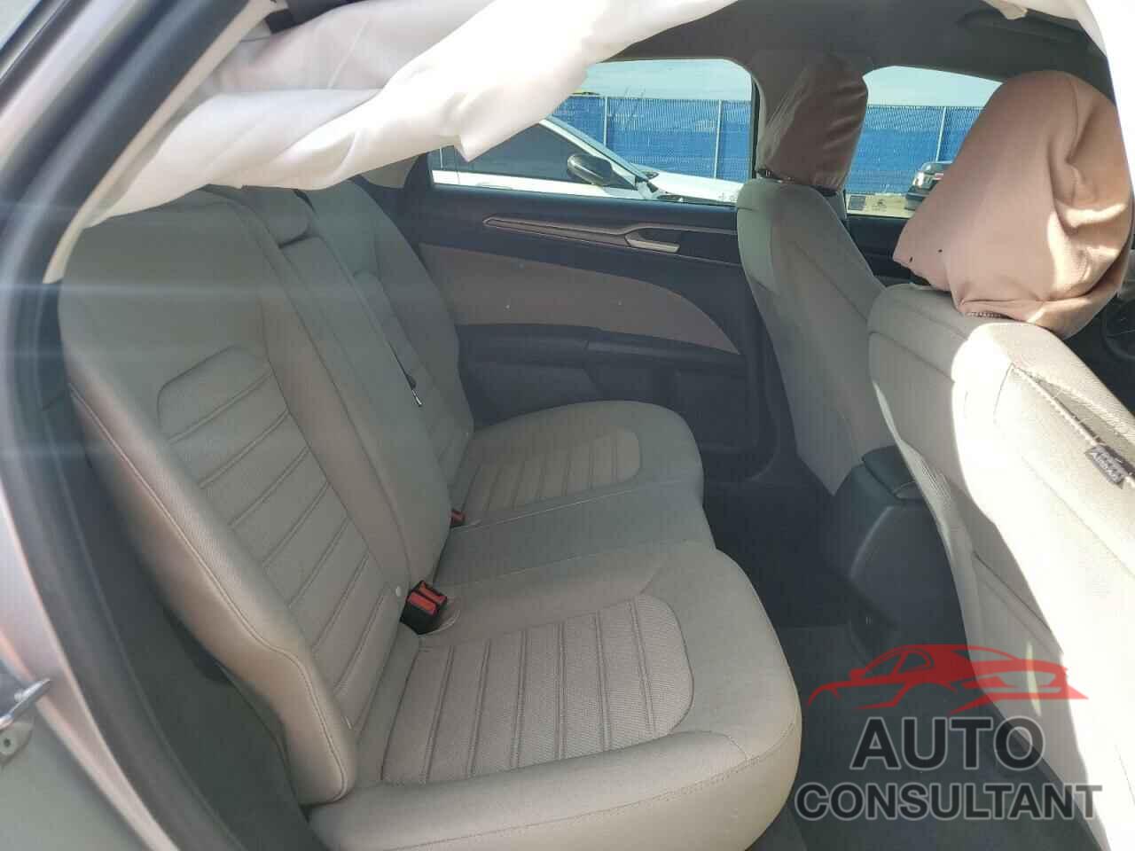 FORD FUSION 2020 - 3FA6P0G75LR220950