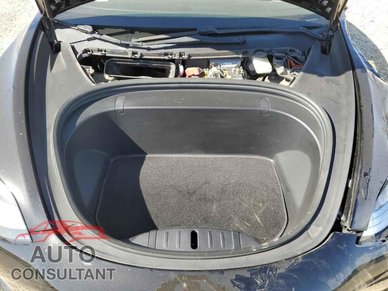 TESLA MODEL 3 2018 - 5YJ3E1EA6JF172624